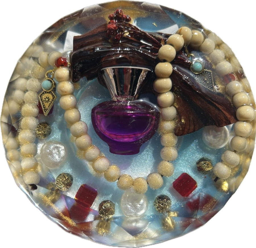 Amethyst Cove & Ruby Crystal Resin Paperweight – Miniature World
