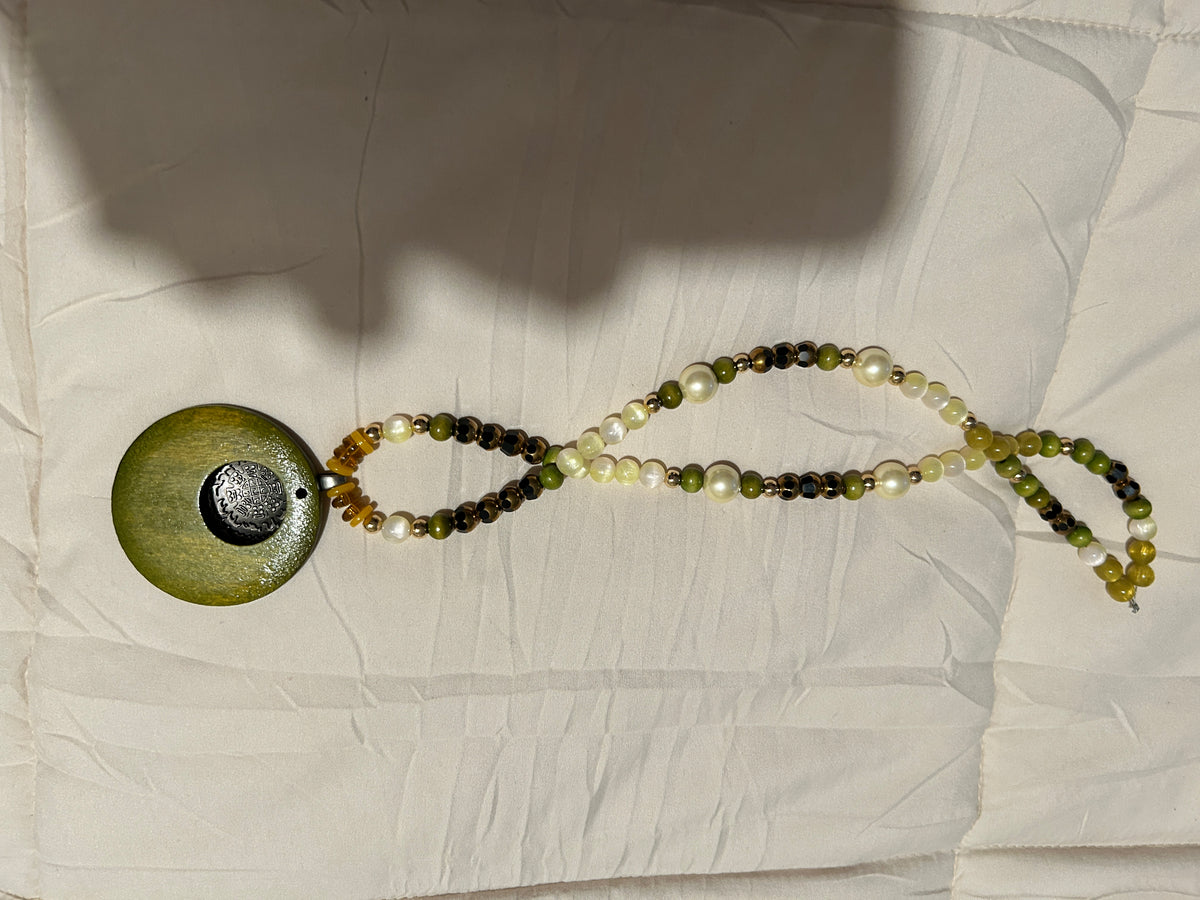 No. 23 – Moss and Moonstone – 24" Necklace